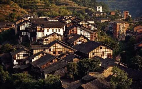红楼梦第四回。贾雨村在判案过程中的心路历程是怎样的?如果你是